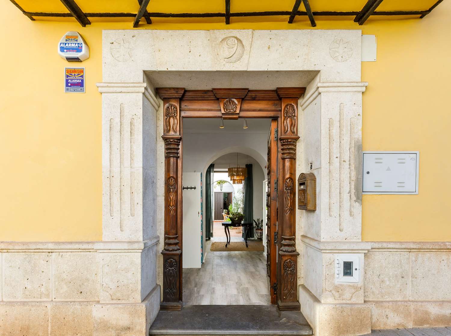 Historisches Haus im Herzen von Vélez-Málaga - Erleben Sie Tradition mit dem Luxus der Gegenwart.