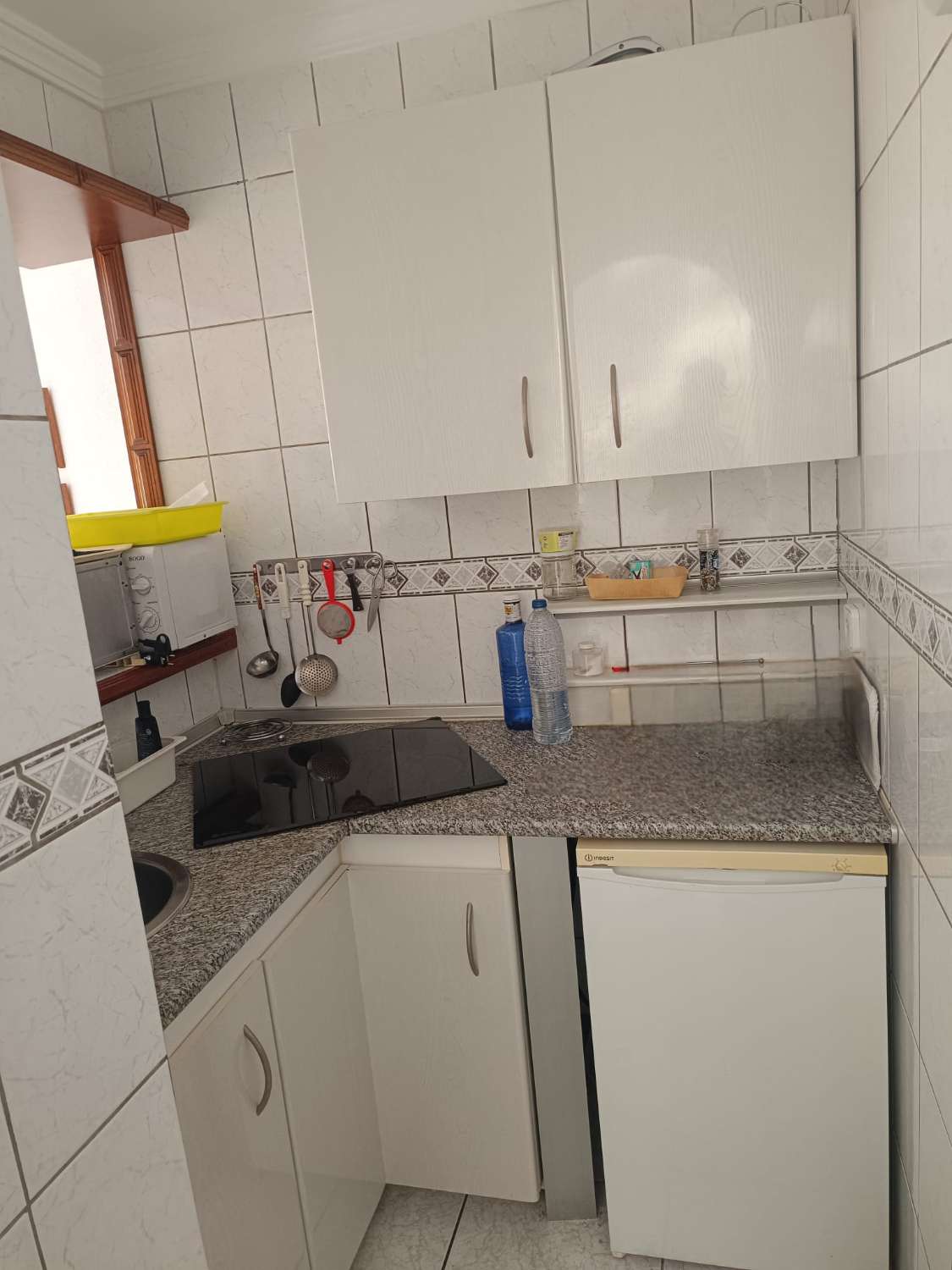 Pieni huoneisto myynnissä Algarrobo Costa