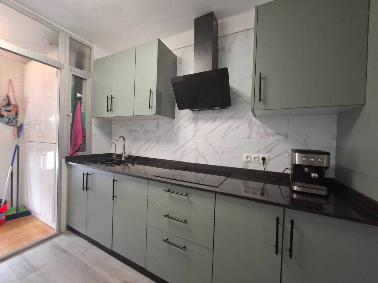 Rymlig och ljus fyrarumslägenhet i hjärtat av Vélez-Málaga