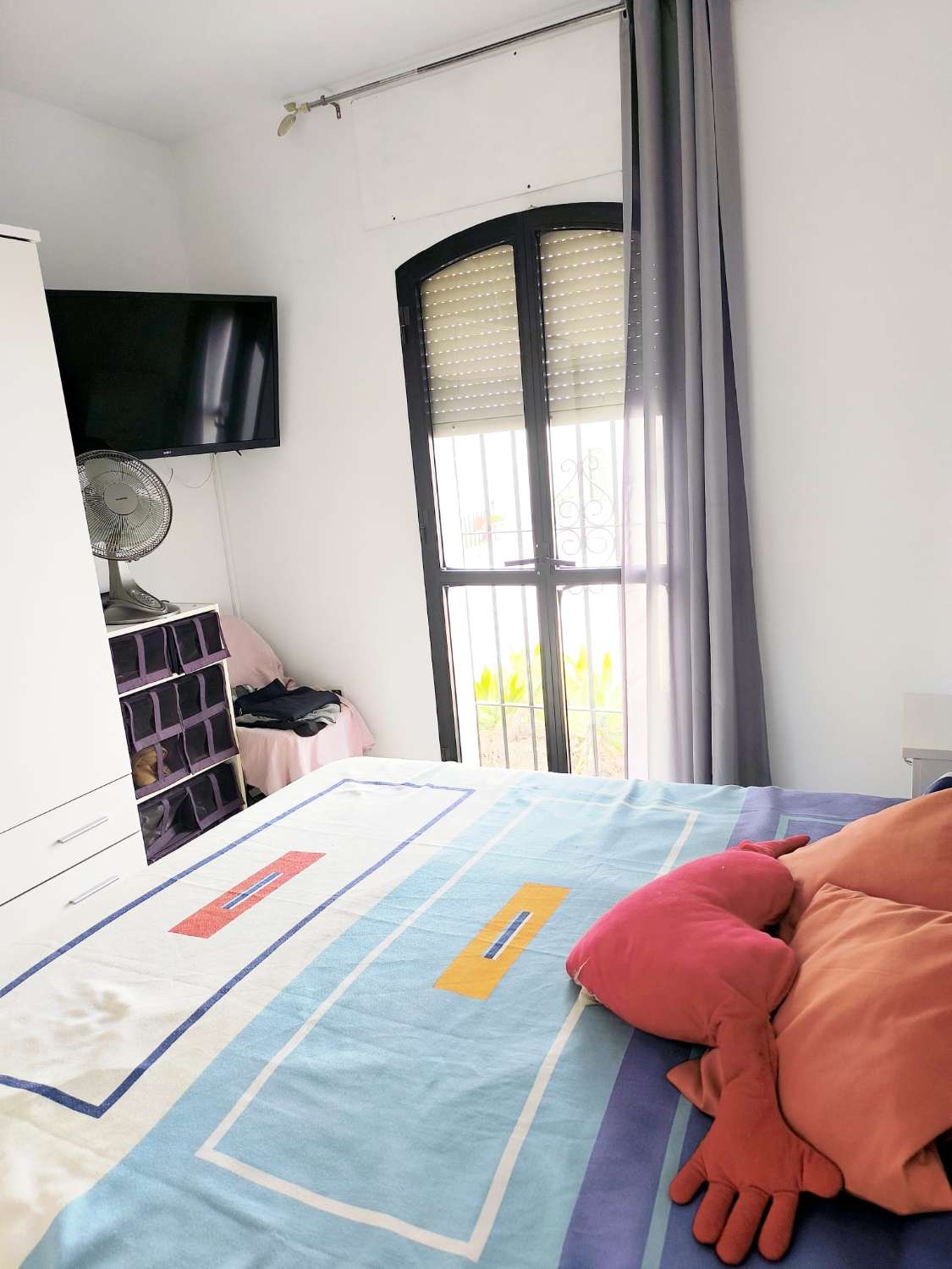 Rymlig och ljus fyrarumslägenhet i hjärtat av Vélez-Málaga