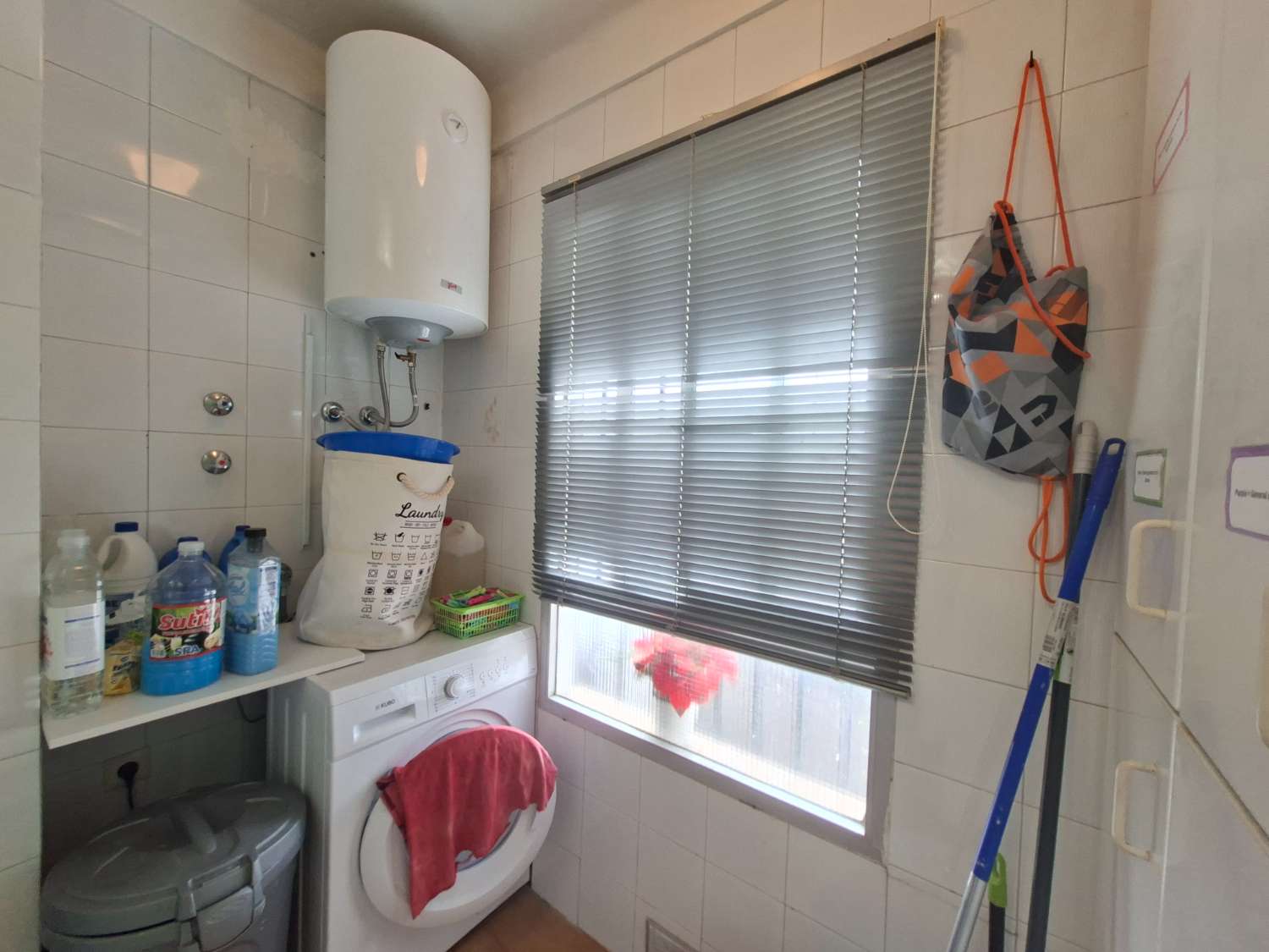 Rymlig och ljus fyrarumslägenhet i hjärtat av Vélez-Málaga