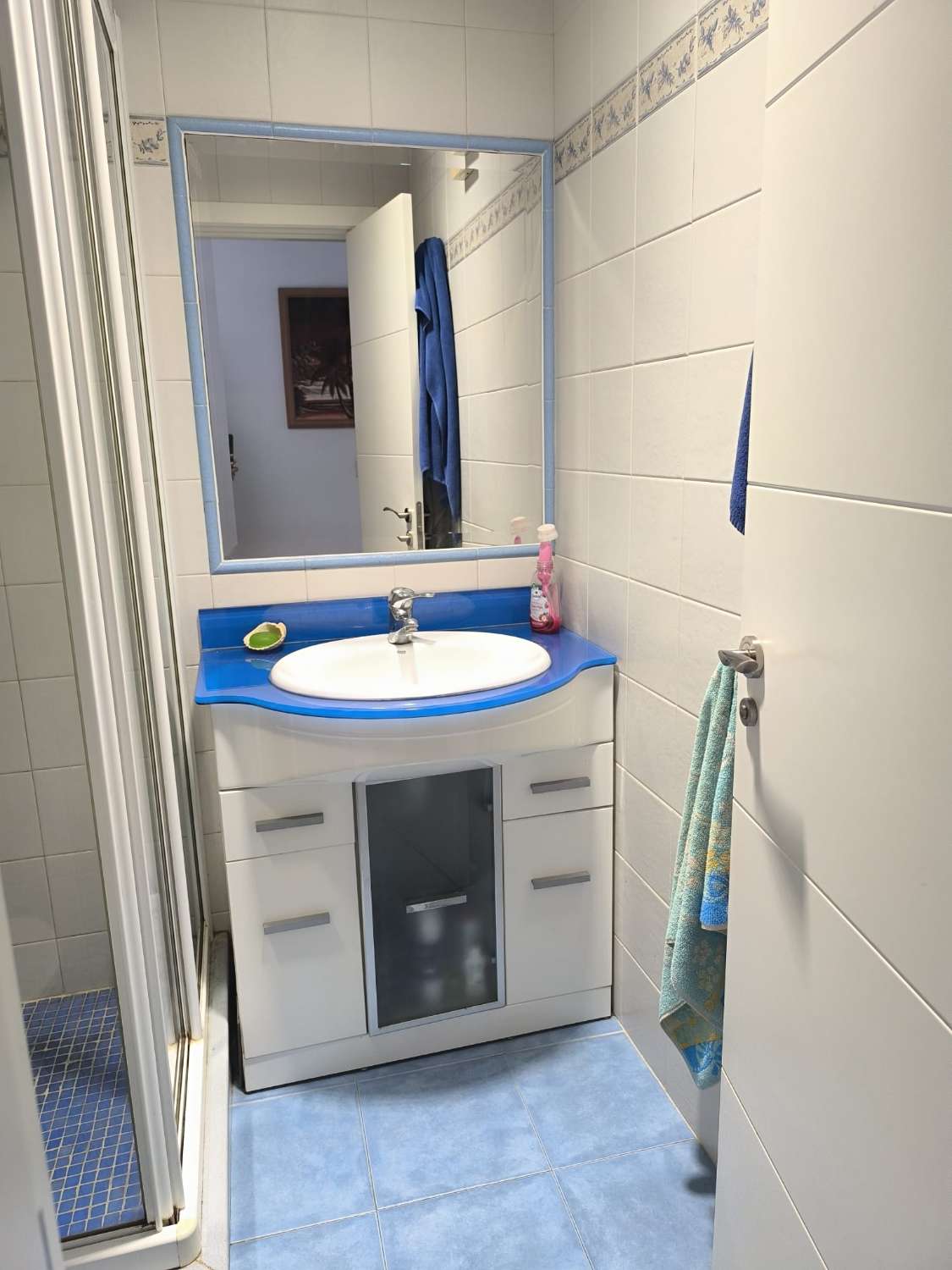 Rymlig och ljus fyrarumslägenhet i hjärtat av Vélez-Málaga