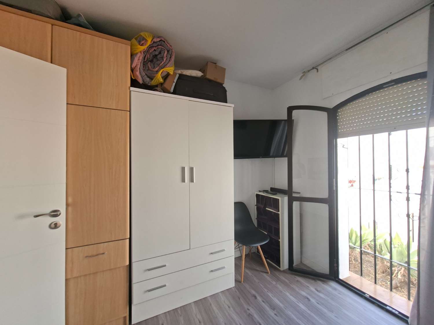 Rymlig och ljus fyrarumslägenhet i hjärtat av Vélez-Málaga