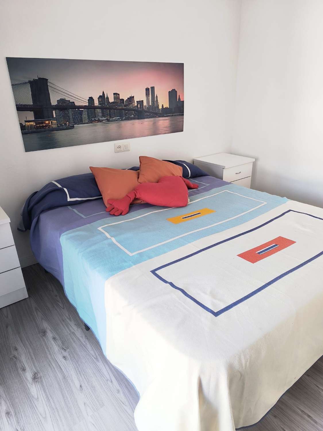 Rymlig och ljus fyrarumslägenhet i hjärtat av Vélez-Málaga