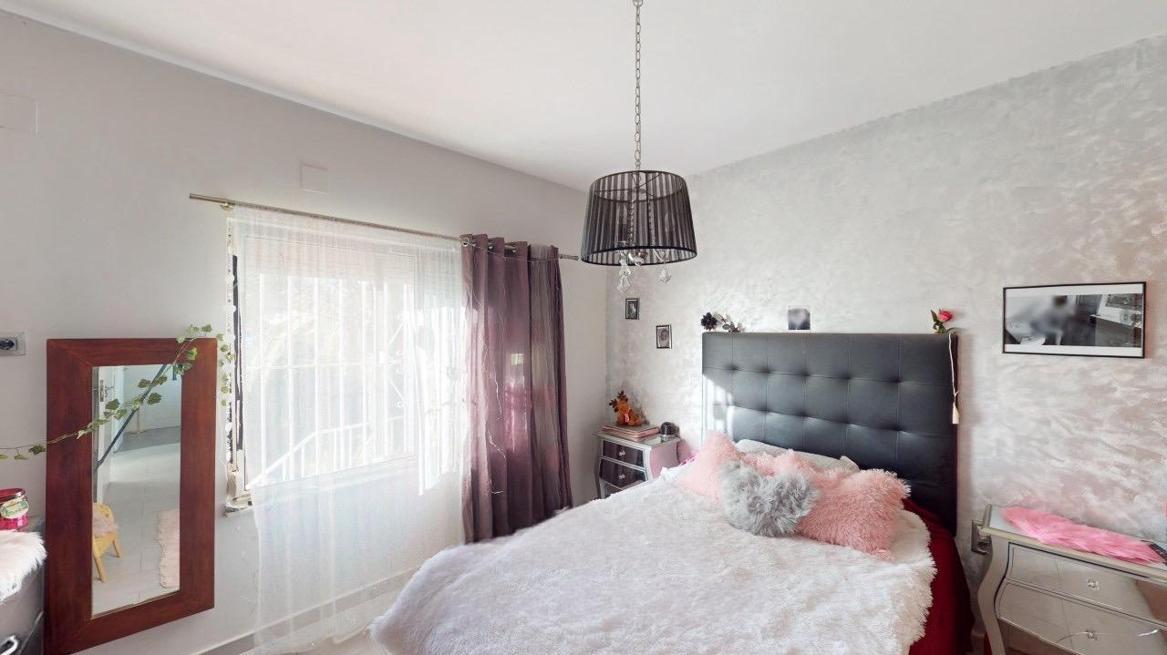 Chalet en venta Urbanizacion La Sirena Benajarafe