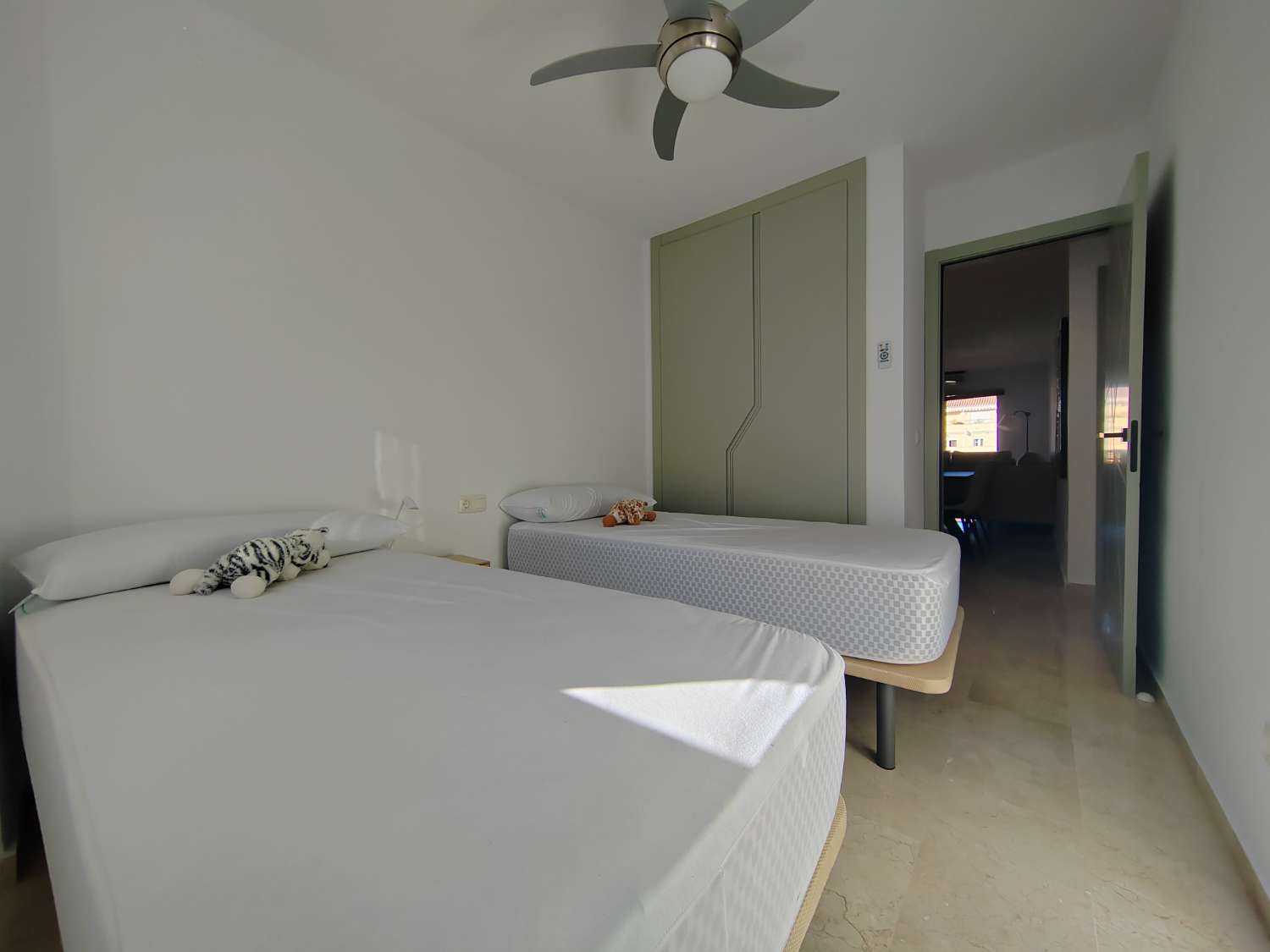 Apartamento de 3 dormitorios en Baviera Golf con piscina y parking