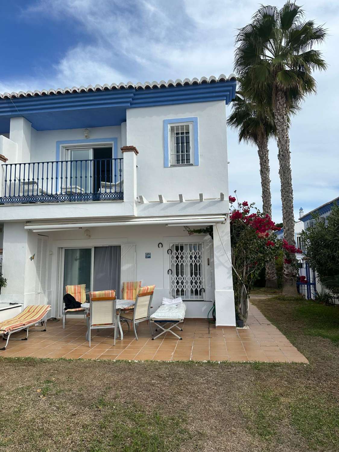 Reihenhaus mit 3 Schlafzimmern in Mezquitilla