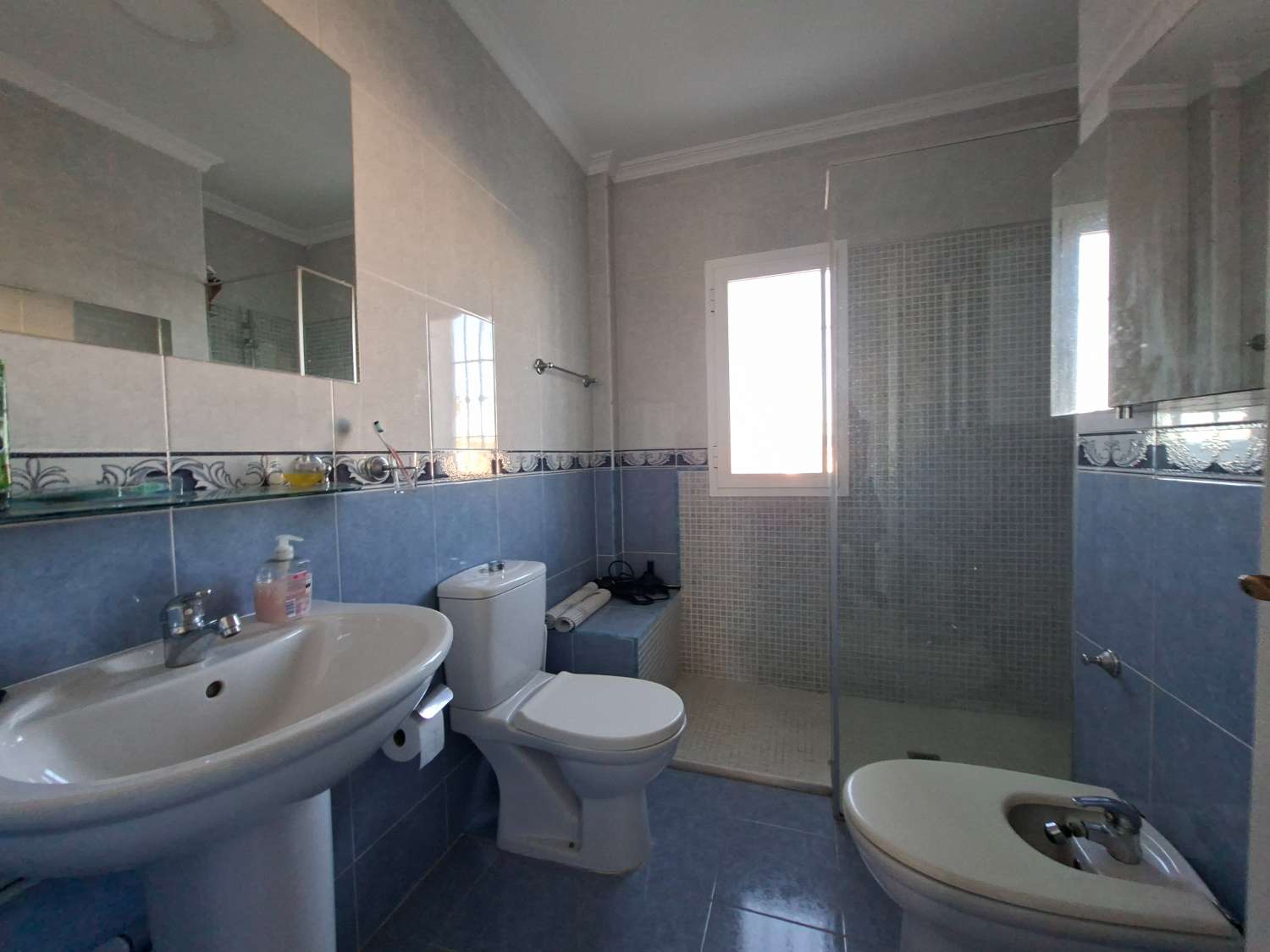 Reihenhaus mit 3 Schlafzimmern in Mezquitilla