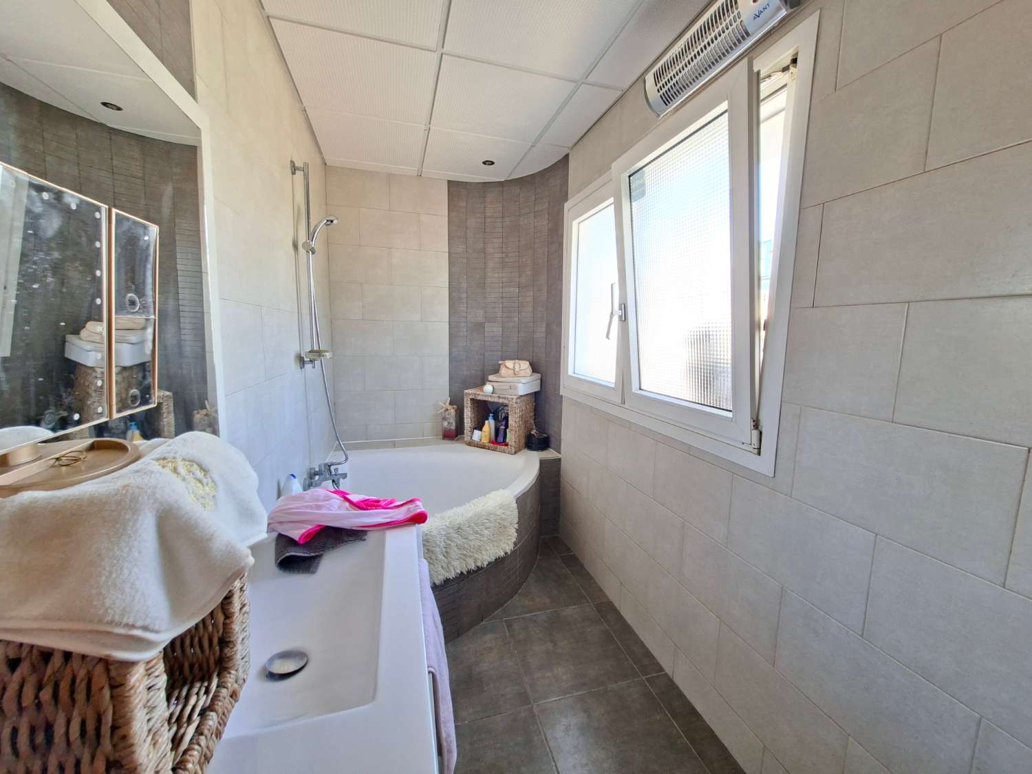 Villa individuelle à vendre dans l’urbanisation La Sirena, Benajarafe