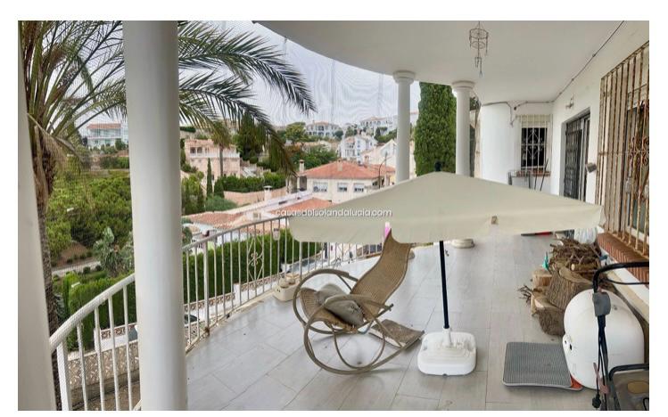 Villa individuelle à vendre dans l’urbanisation La Sirena, Benajarafe