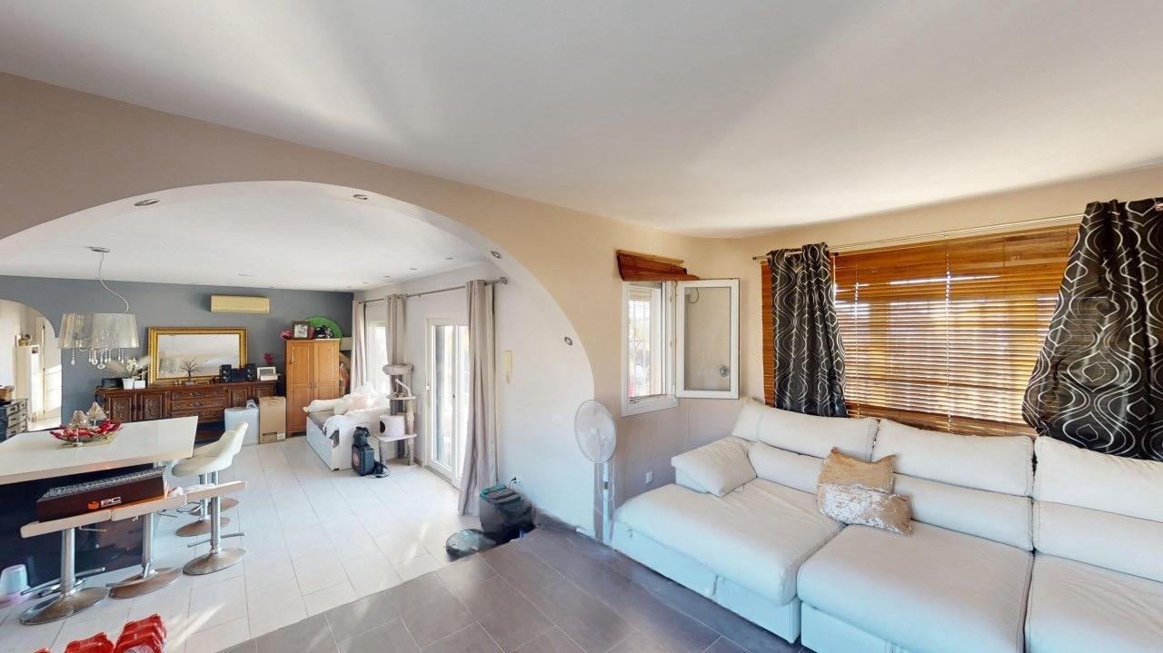 Villa individuelle à vendre dans l’urbanisation La Sirena, Benajarafe