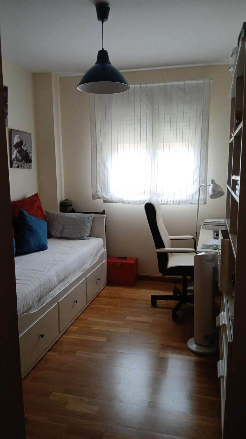 Piso 3 dormitorios en La Cala del Moral