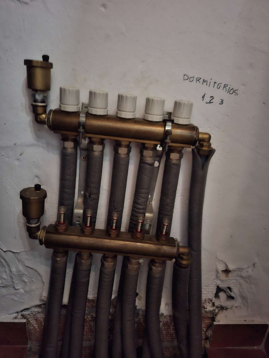 Casa rustica con piscina Cómpeta