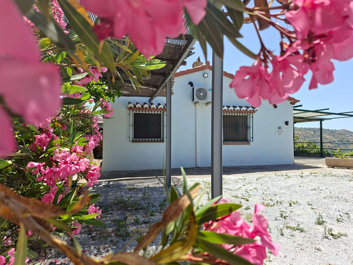 Casa rustica con piscina Cómpeta