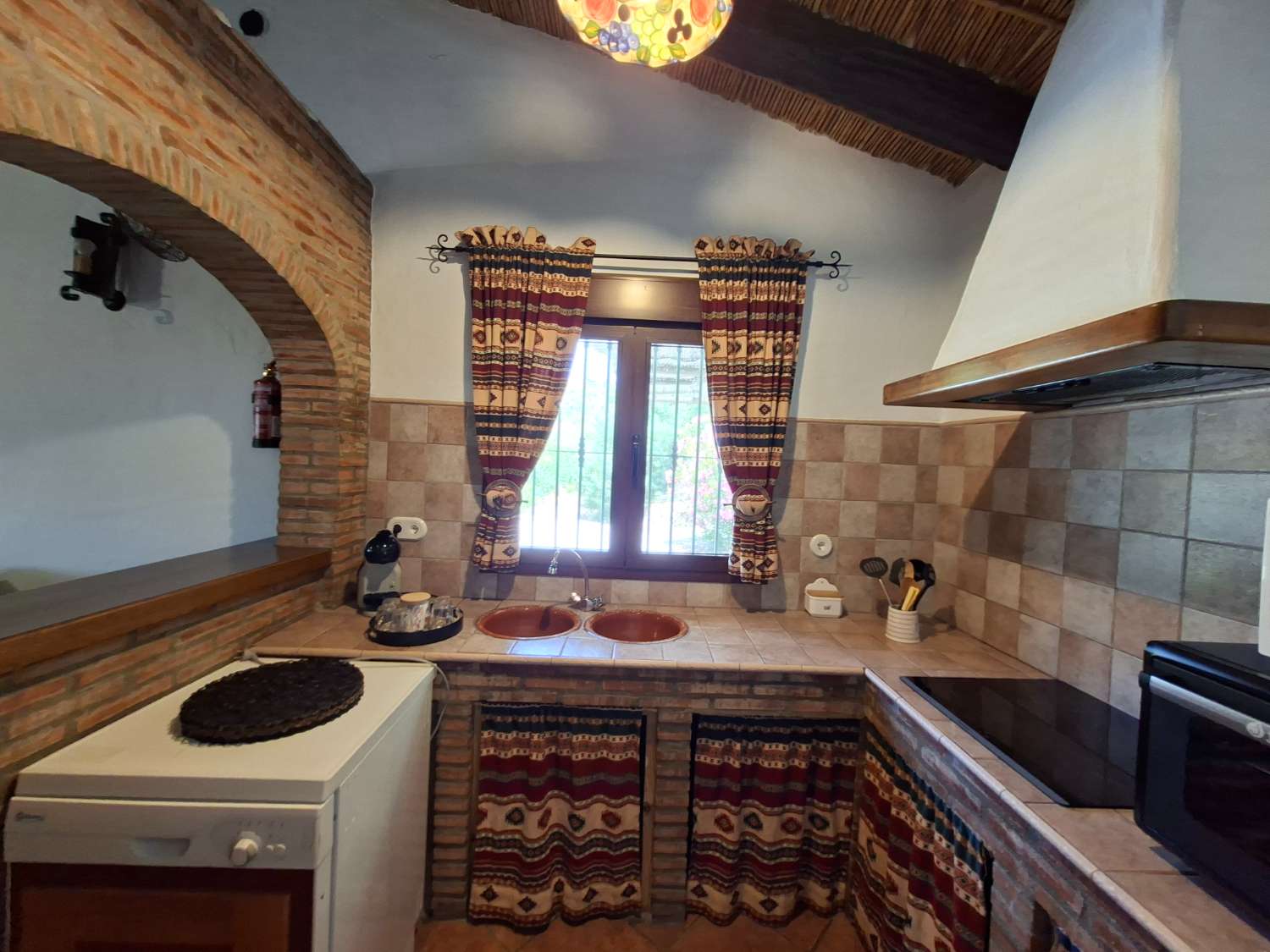 Casa rustica con piscina Cómpeta