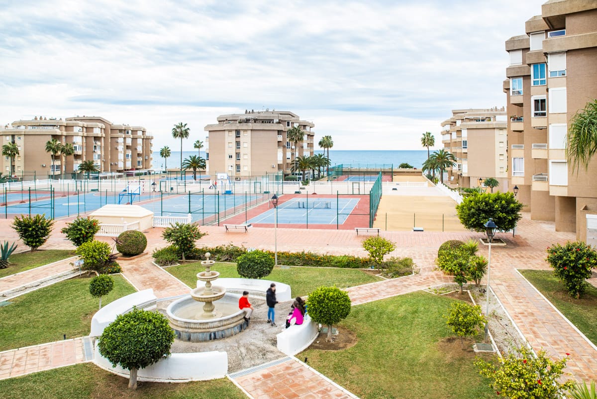 Loft de 3 dormitorios en venta en Torrox Costa