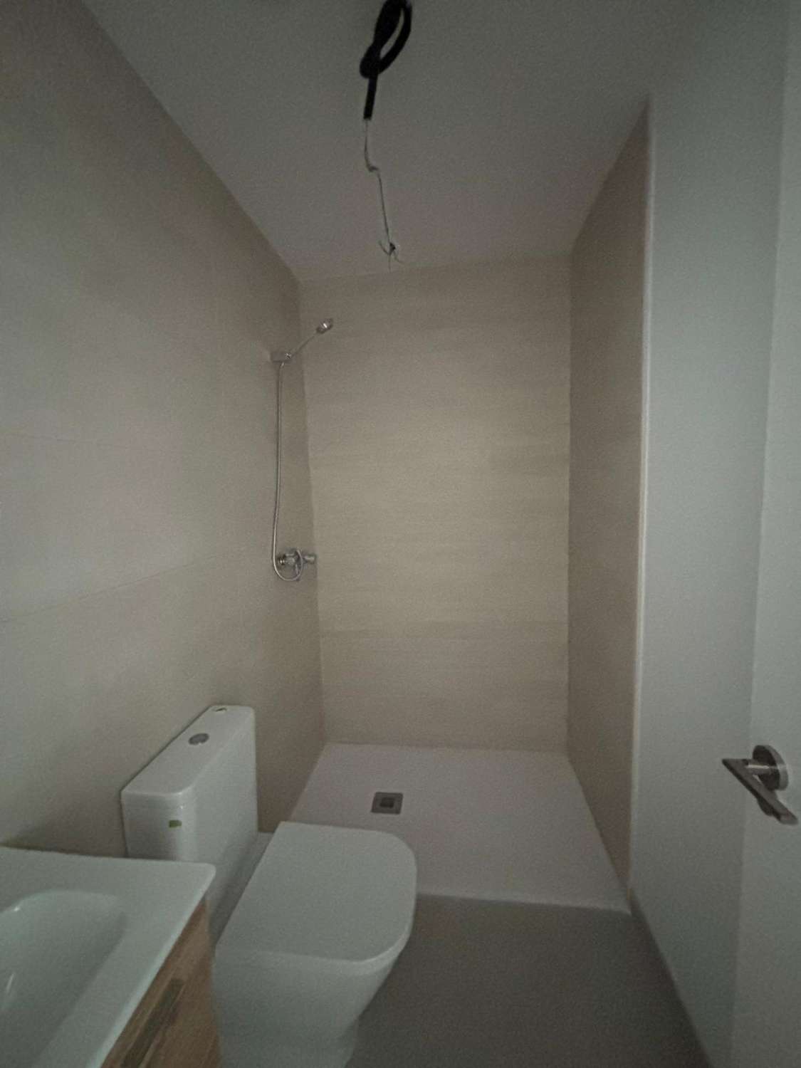 Apartamento a estrenar en 1ª línea de playa en Torre del Mar