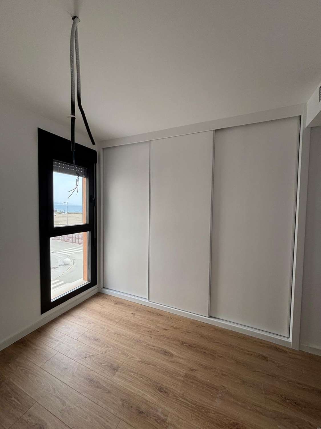 Apartamento a estrenar en 1ª línea de playa en Torre del Mar