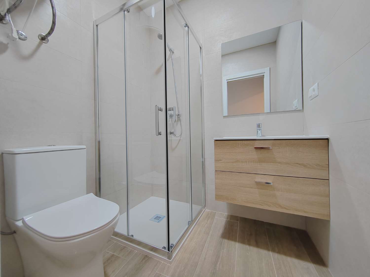 Appartement te huur in Sayalonga