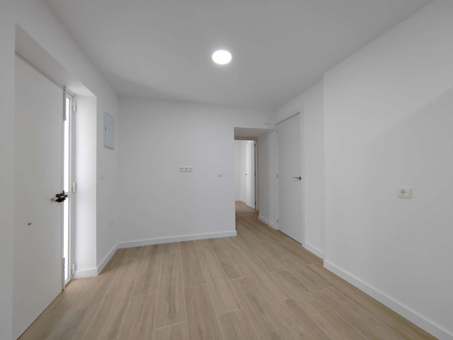 Appartement te huur in Sayalonga
