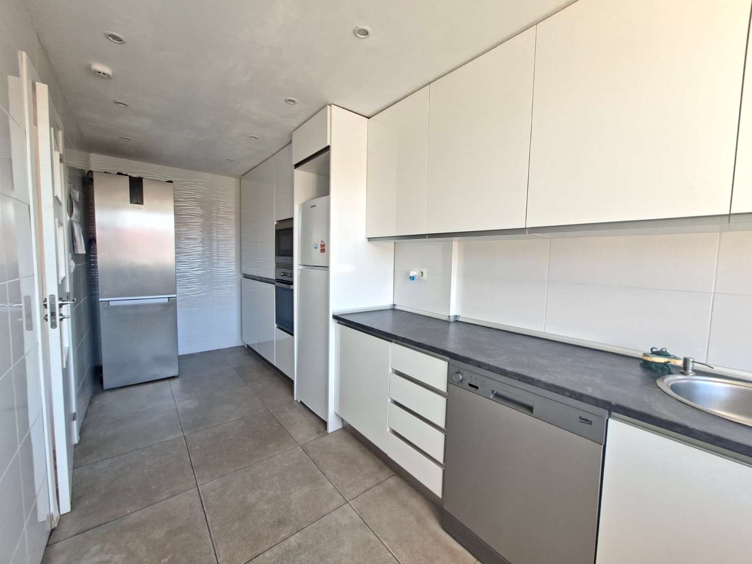 Flat te koop in Zona Hispanidad-Vivar Téllez (Vélez-Málaga)