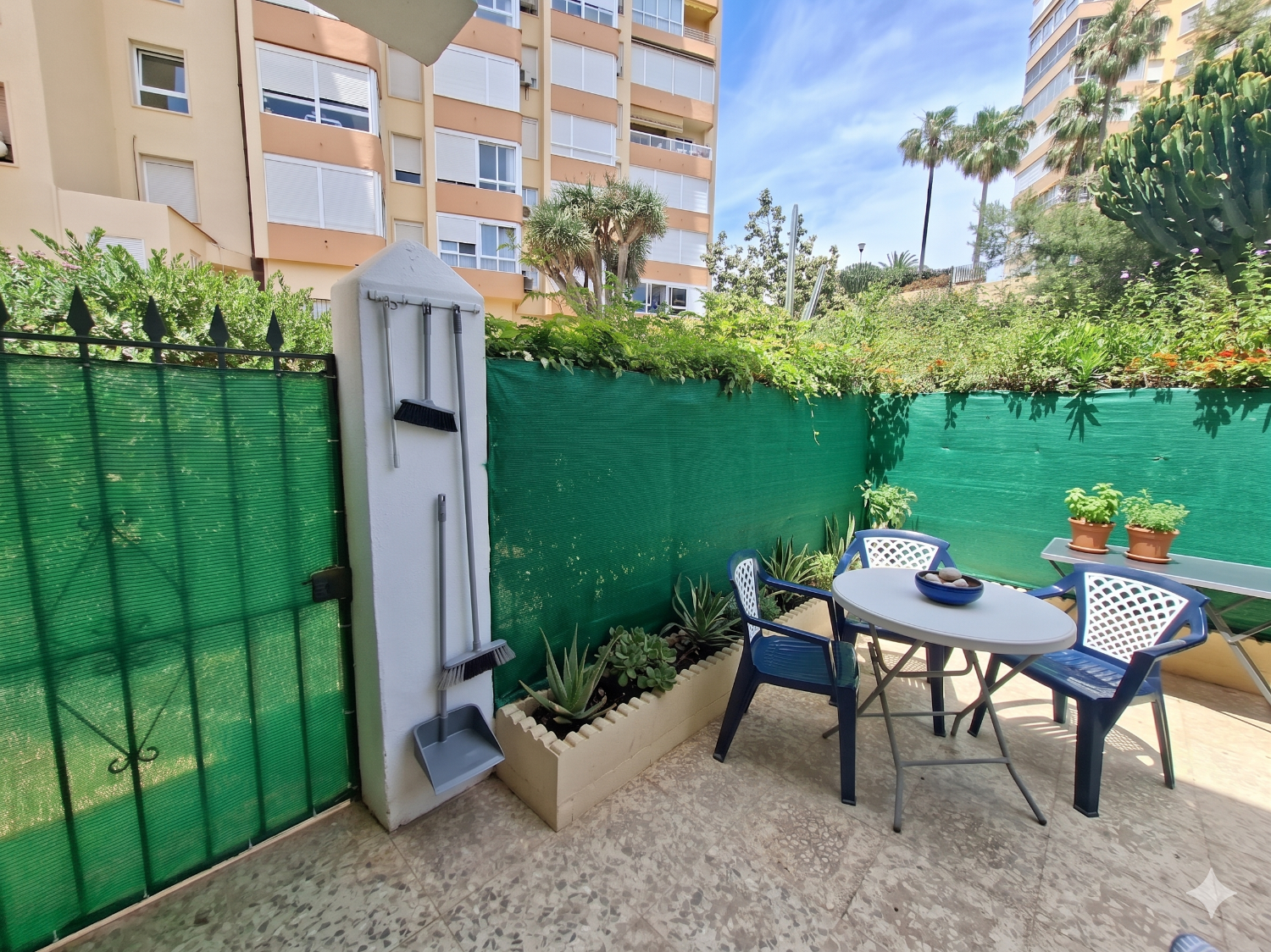 Bajo en venta de 1 dormitorio en Torrox Costa