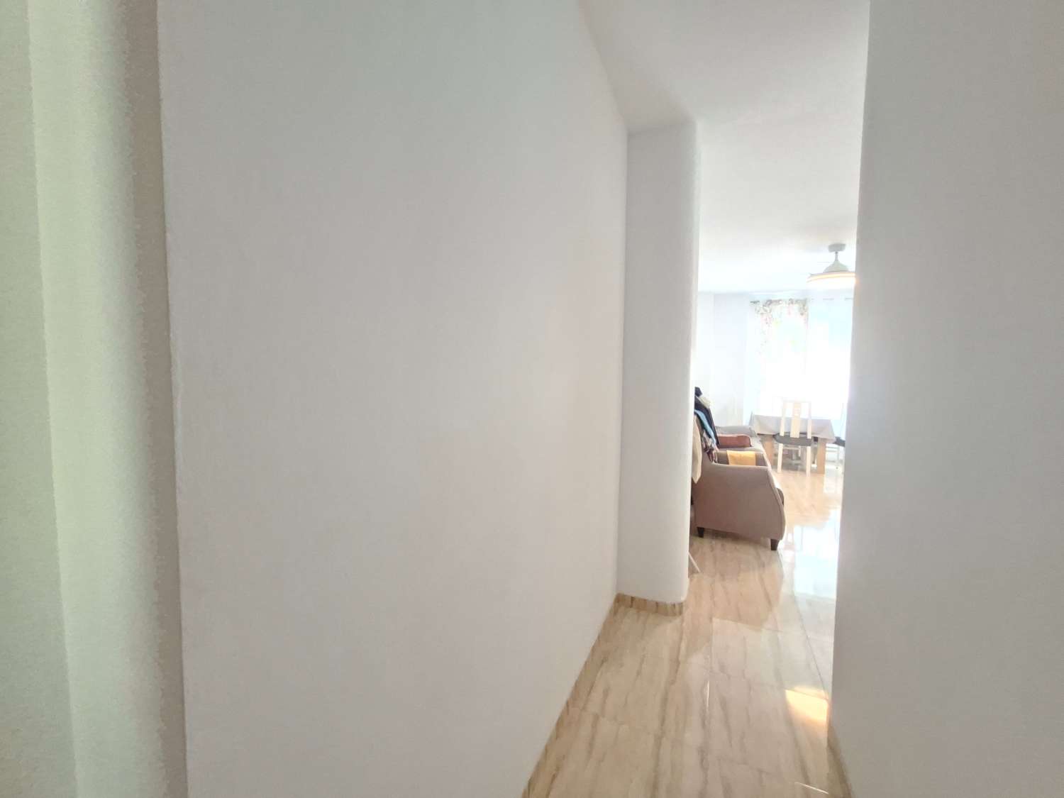 Piso de 2 dormitorios en venta en el centro de Torre del Mar.