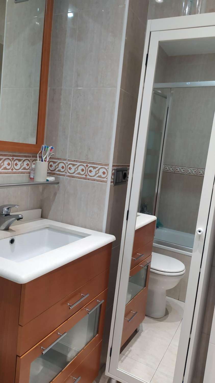 Piso en venta de 2 dormitorios en Vélez-Málaga