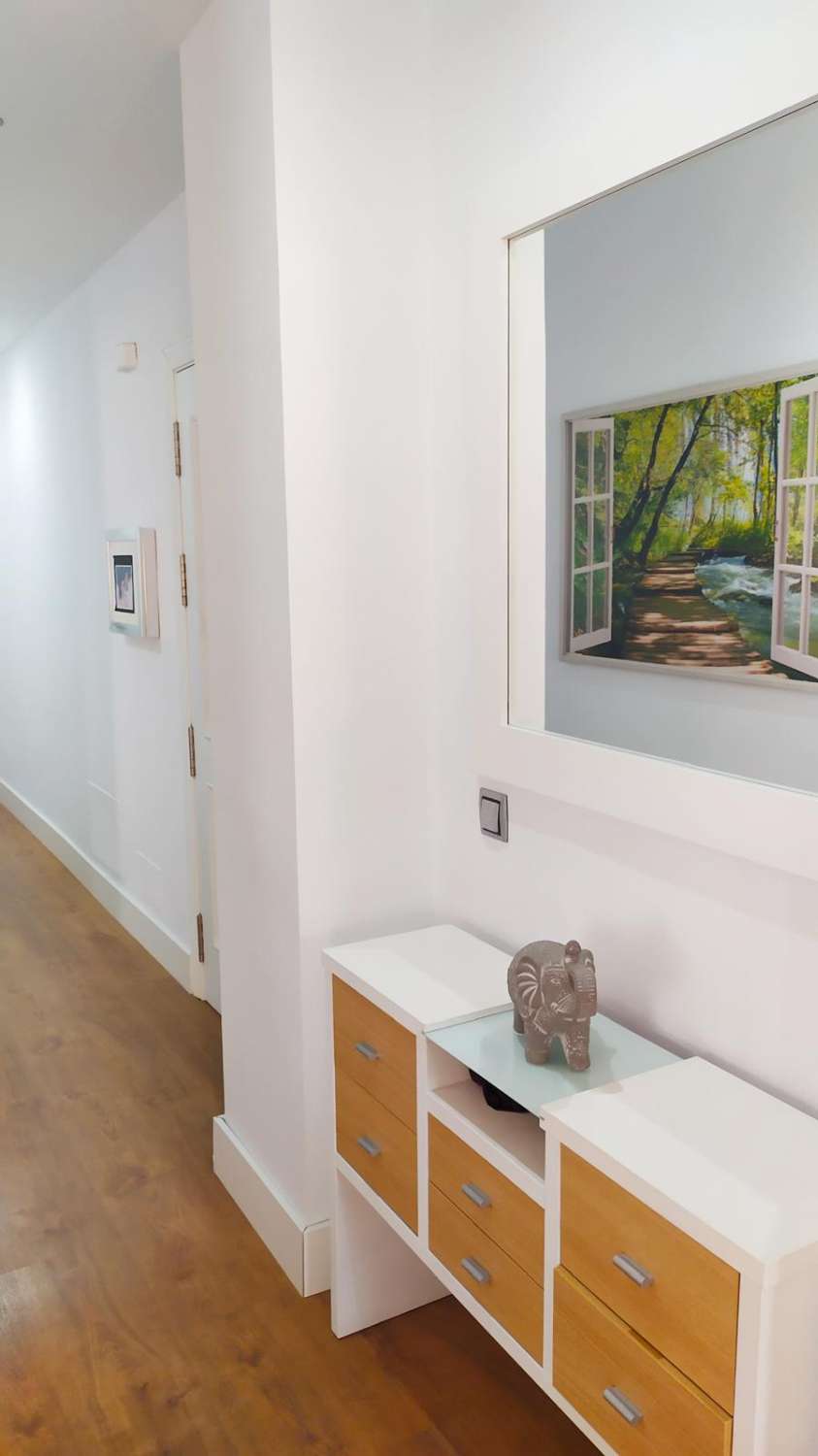 Piso en venta de 2 dormitorios en Vélez-Málaga