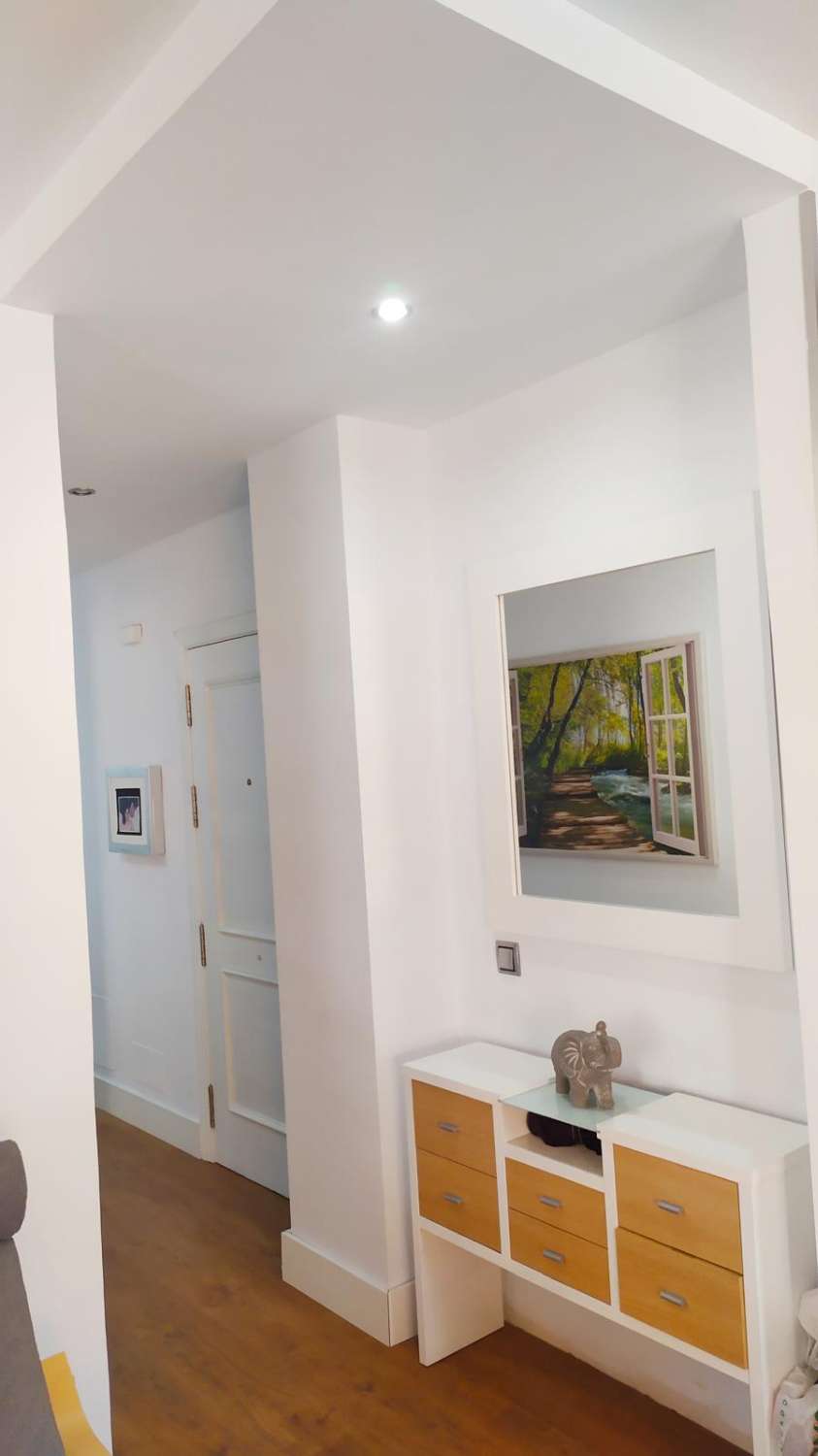 Piso en venta de 2 dormitorios en Vélez-Málaga