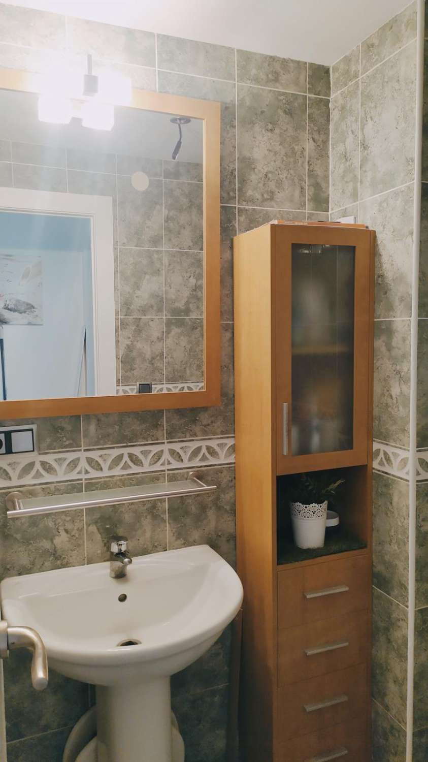 Piso en venta de 2 dormitorios en Vélez-Málaga