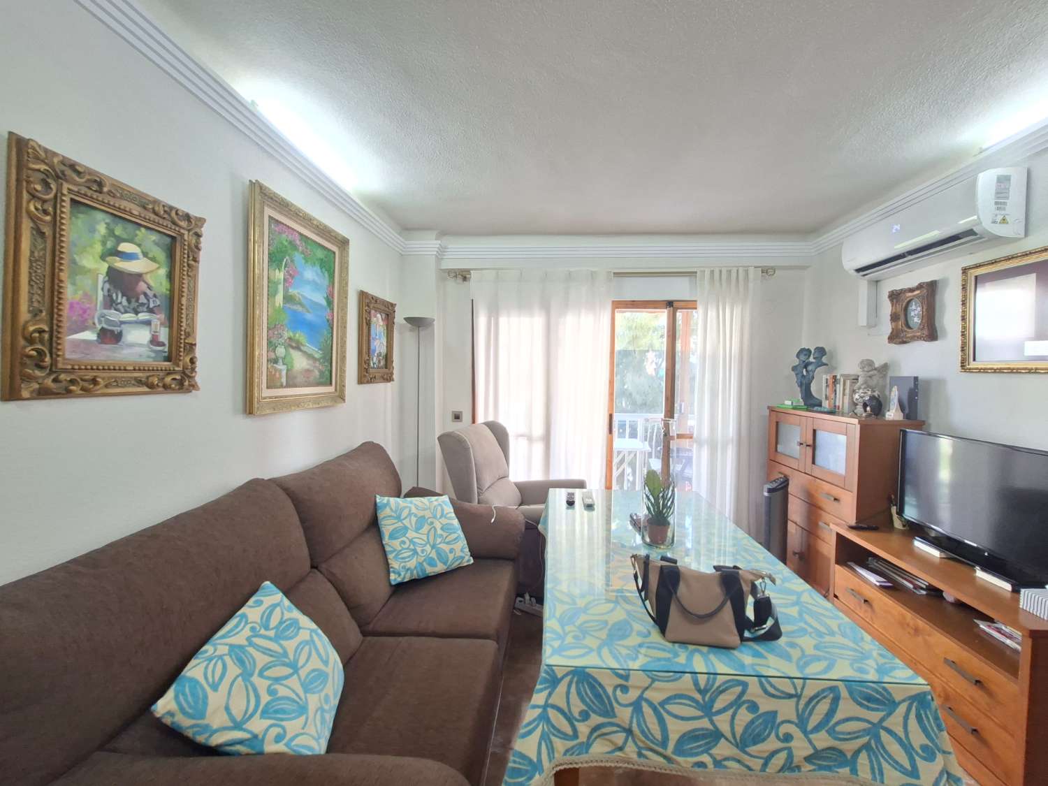 مسطحة للبيع في Paseo Marítimo de Levante (Torre del Mar)
