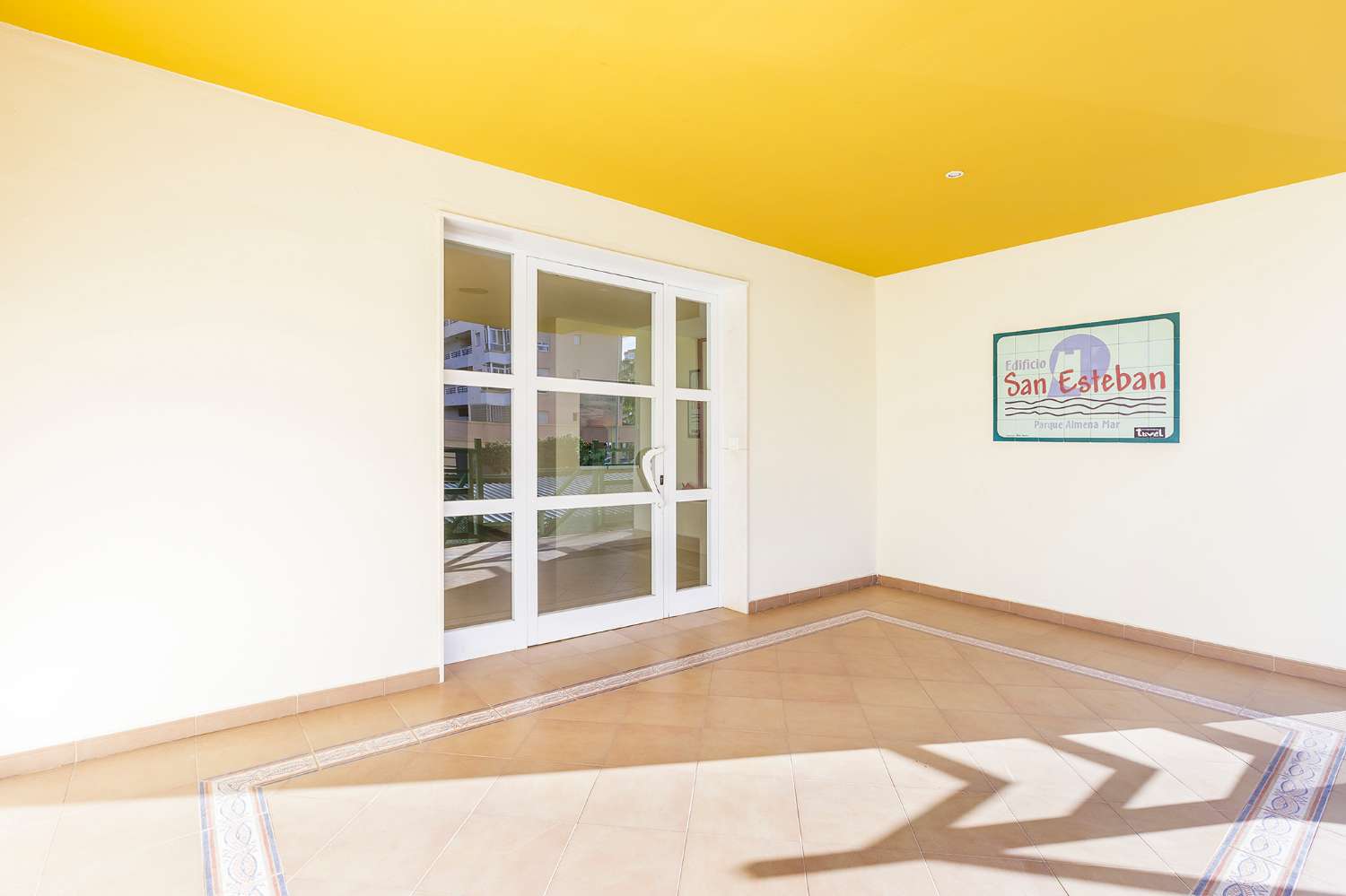 Piso en venta de 3 dormitorios Algarrobo Costa