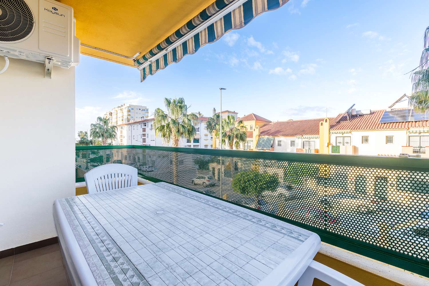 Piso en venta de 3 dormitorios Algarrobo Costa