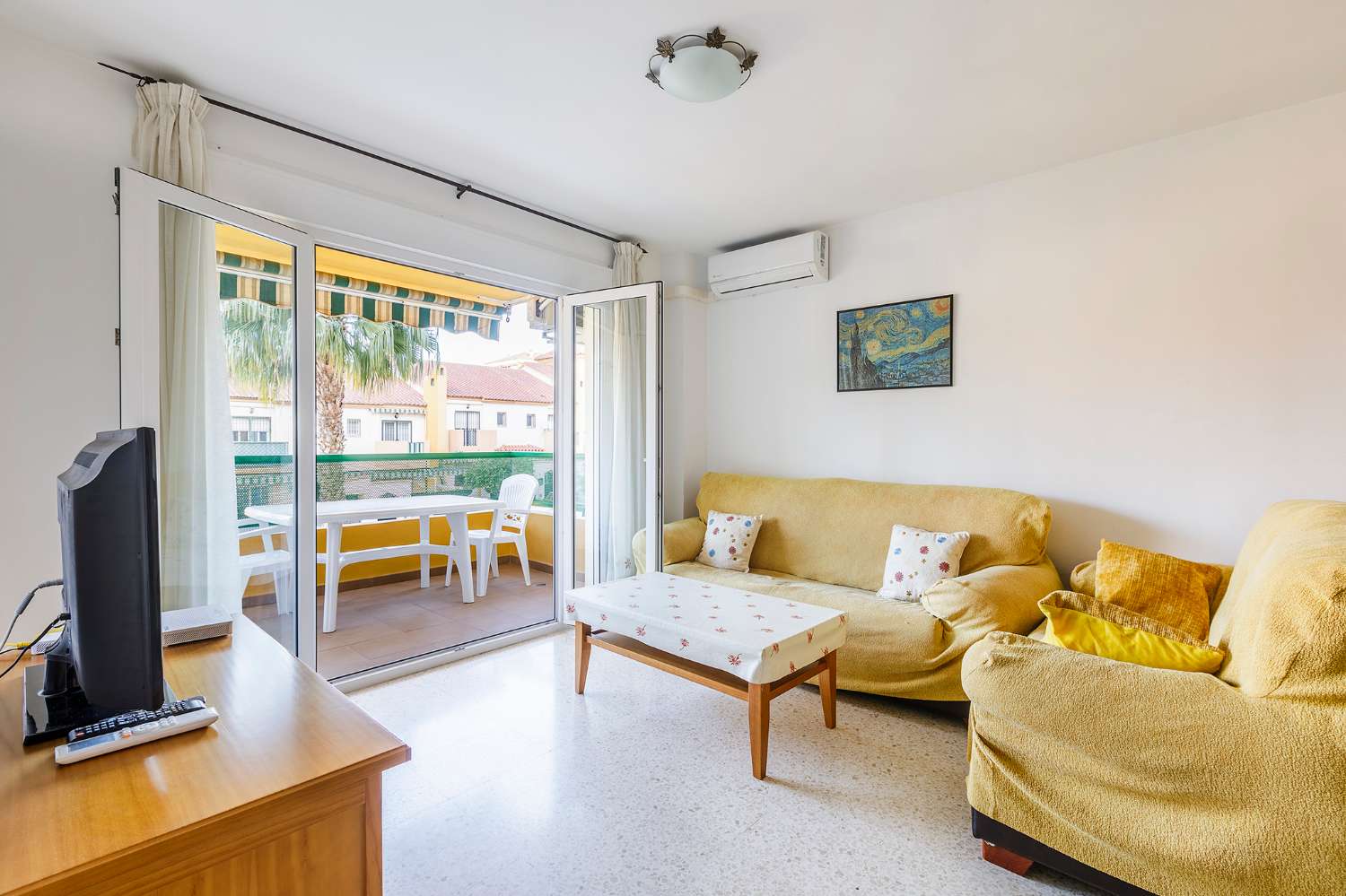Piso en venta de 3 dormitorios Algarrobo Costa
