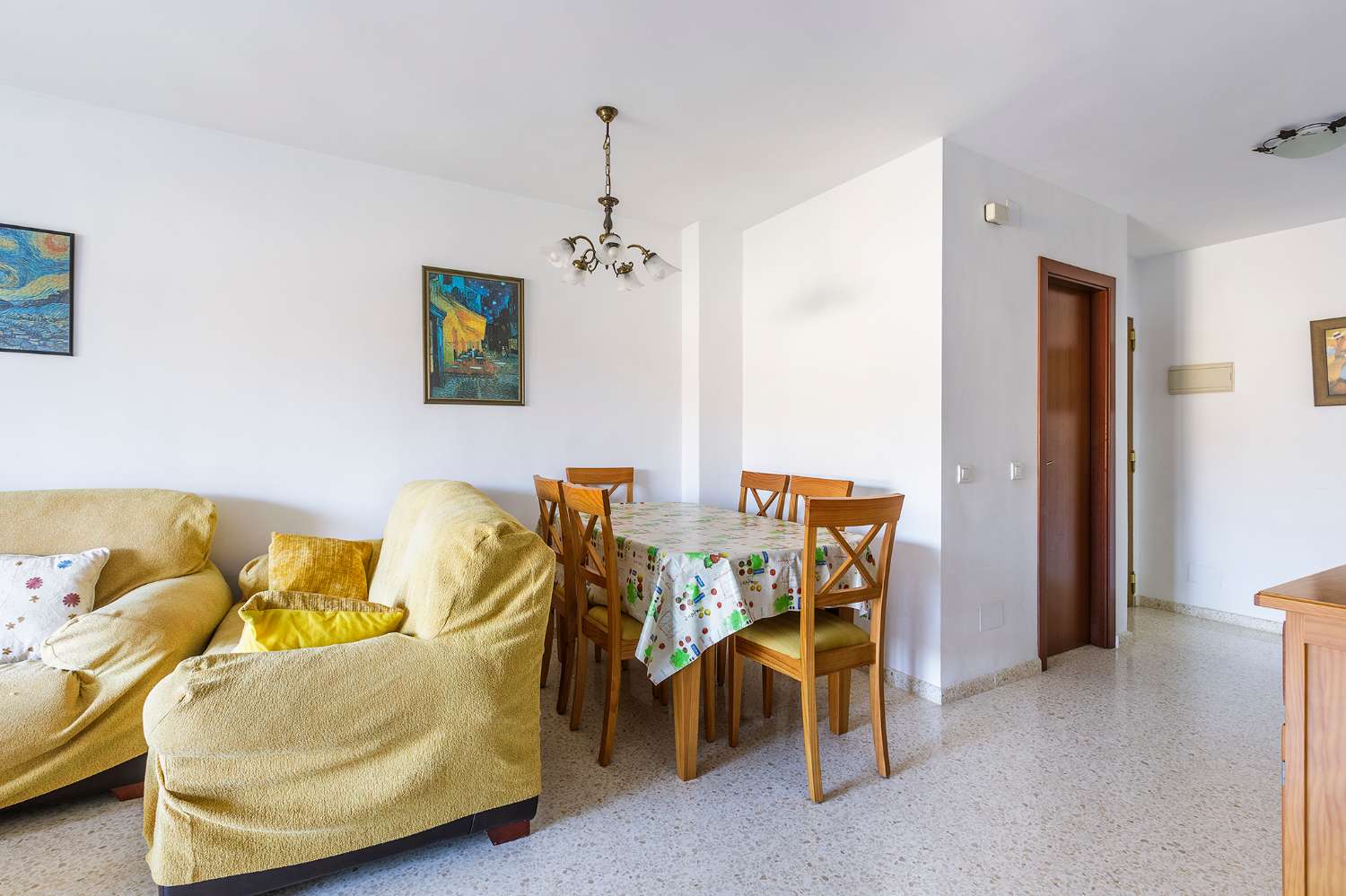 Piso en venta de 3 dormitorios Algarrobo Costa