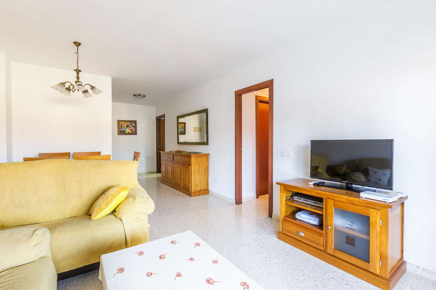 Piso en venta de 3 dormitorios Algarrobo Costa