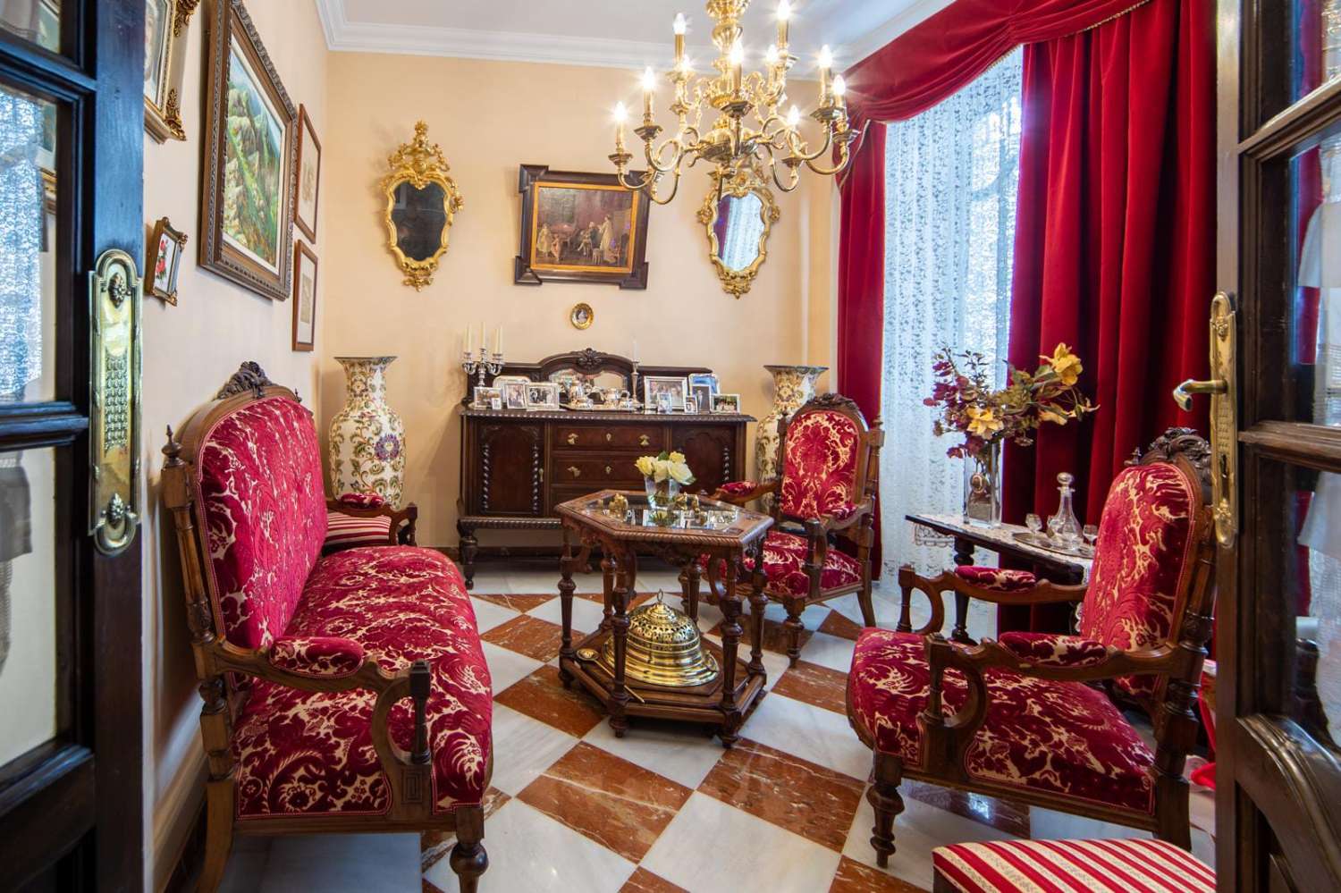 Casa en venta de 6 dormitorios en centro de Ronda