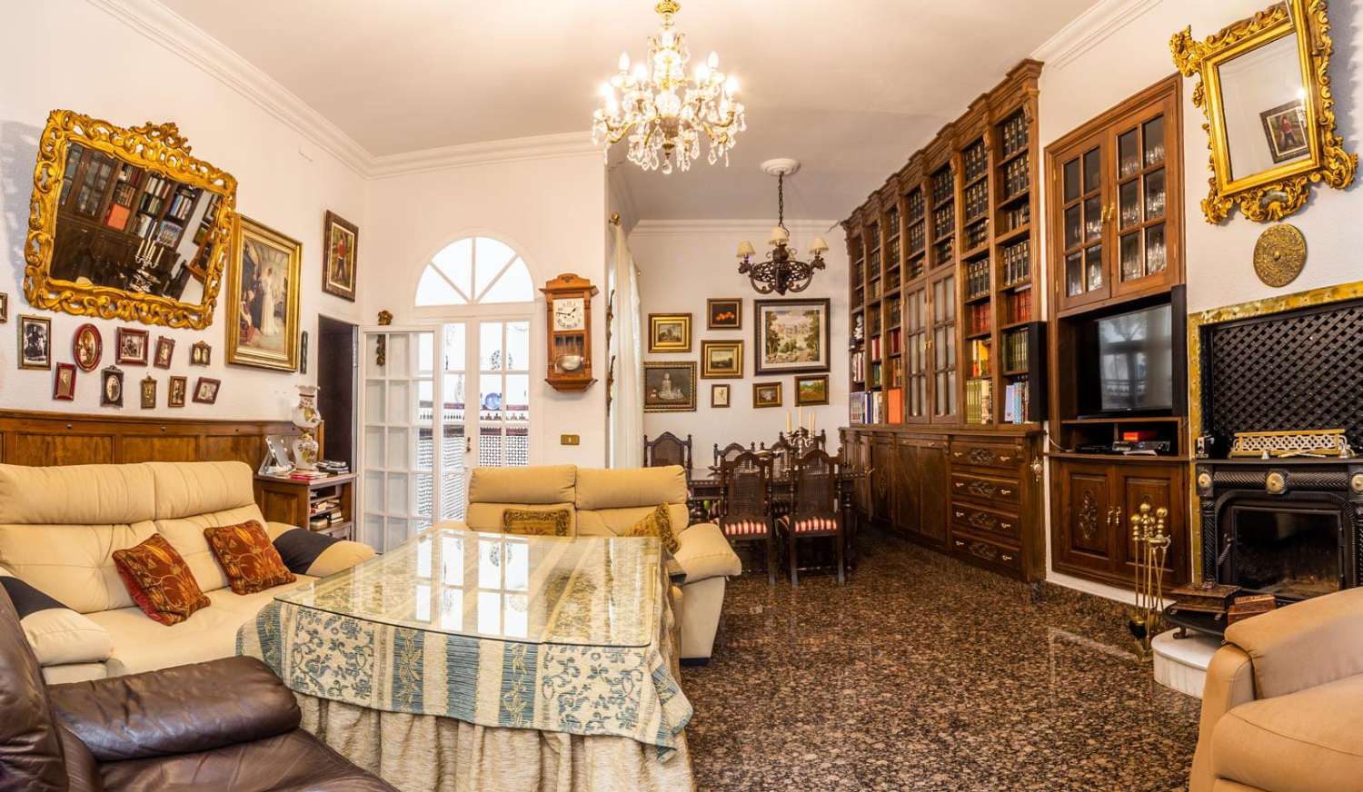 Casa en venta de 6 dormitorios en centro de Ronda