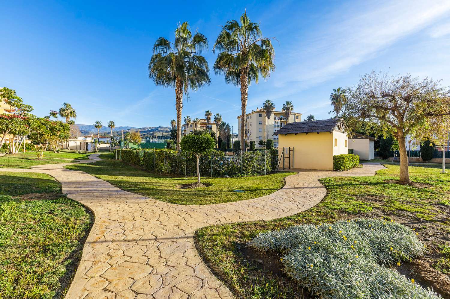 Flat for rent in Algarrobo Costa