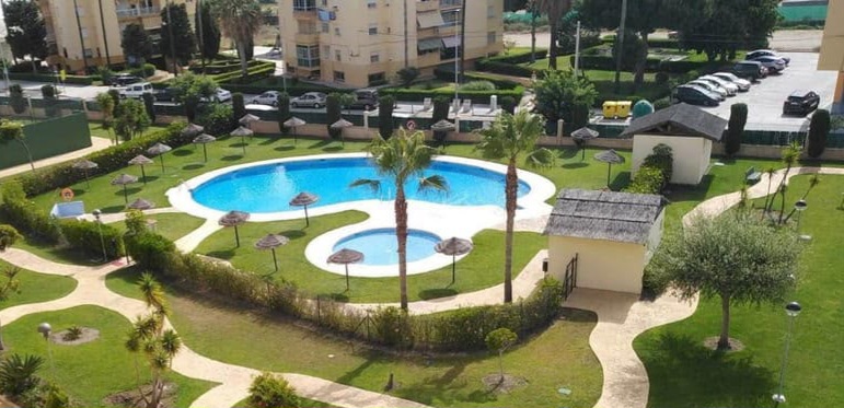 Flat for rent in Algarrobo Costa