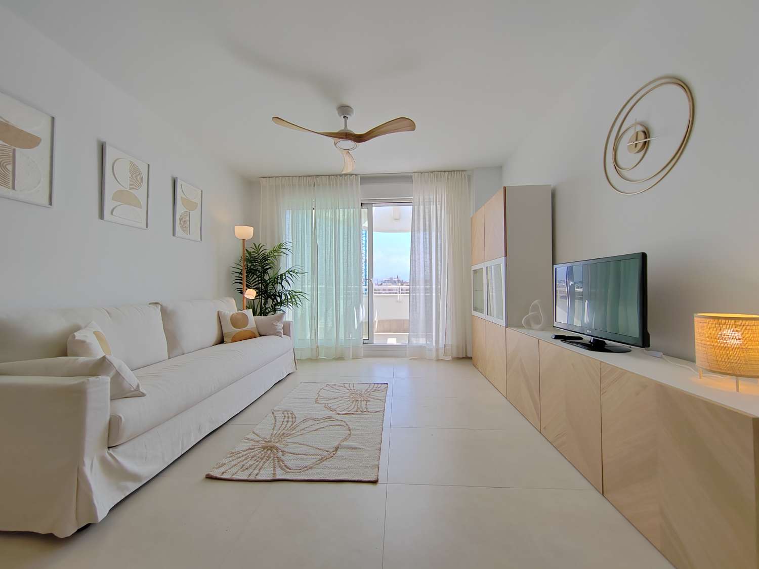 Appartement te huur in Poniente-Faro (Torre del Mar)