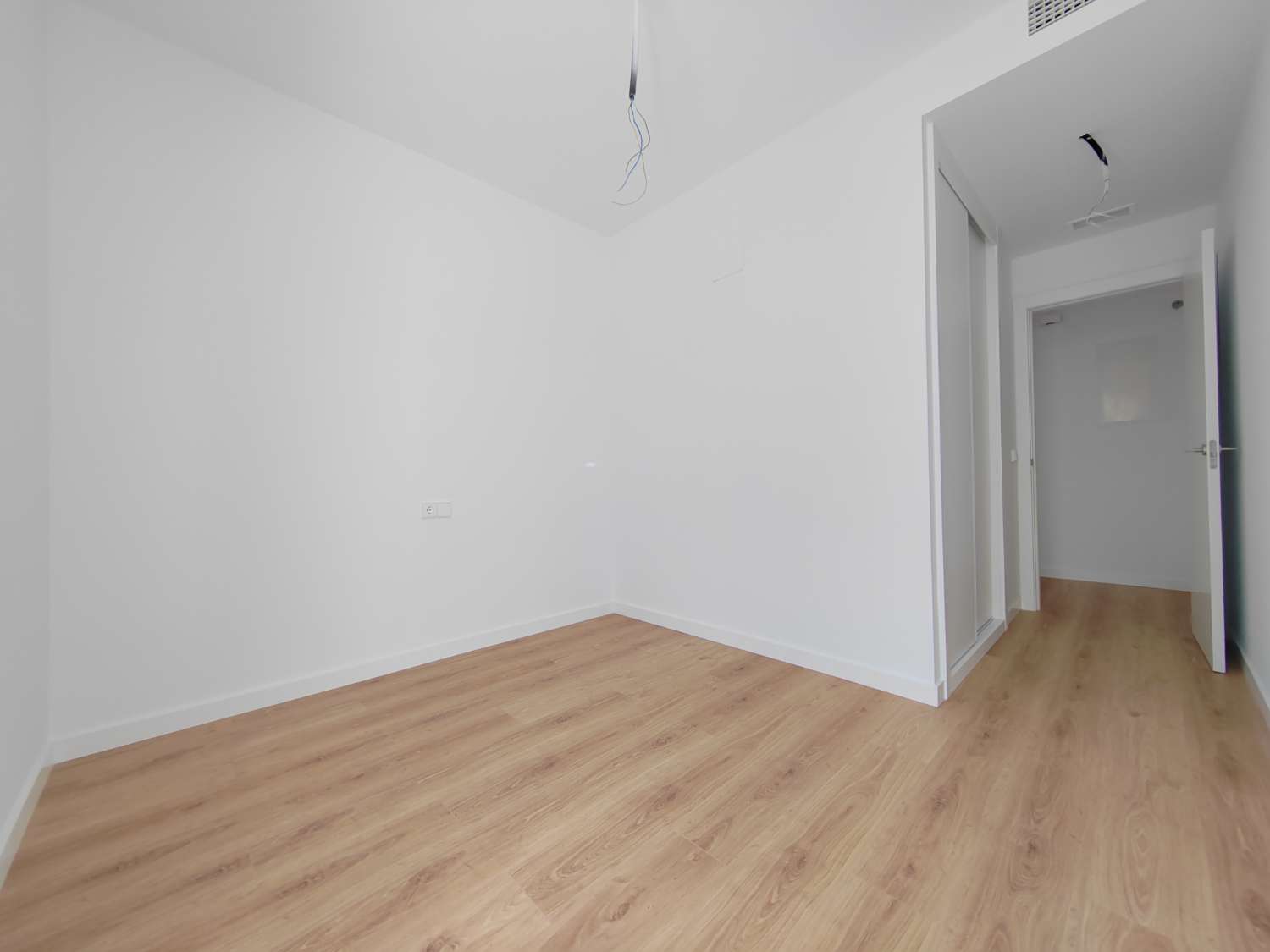 Appartement neuf en première ligne de plage à Torre del Mar
