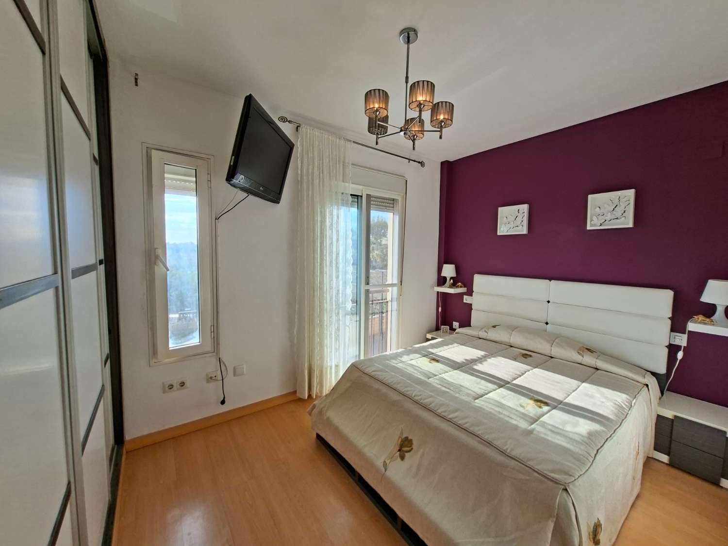 Chalet te koop in Almayate