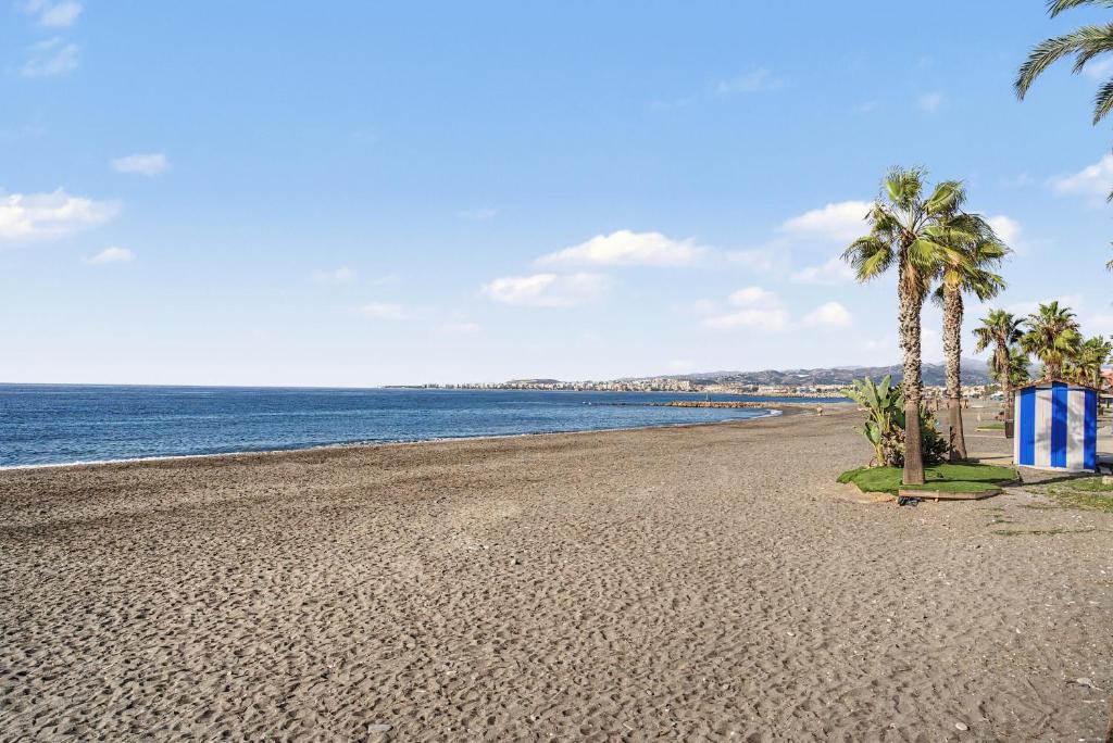 شقة للإيجار في Algarrobo Costa