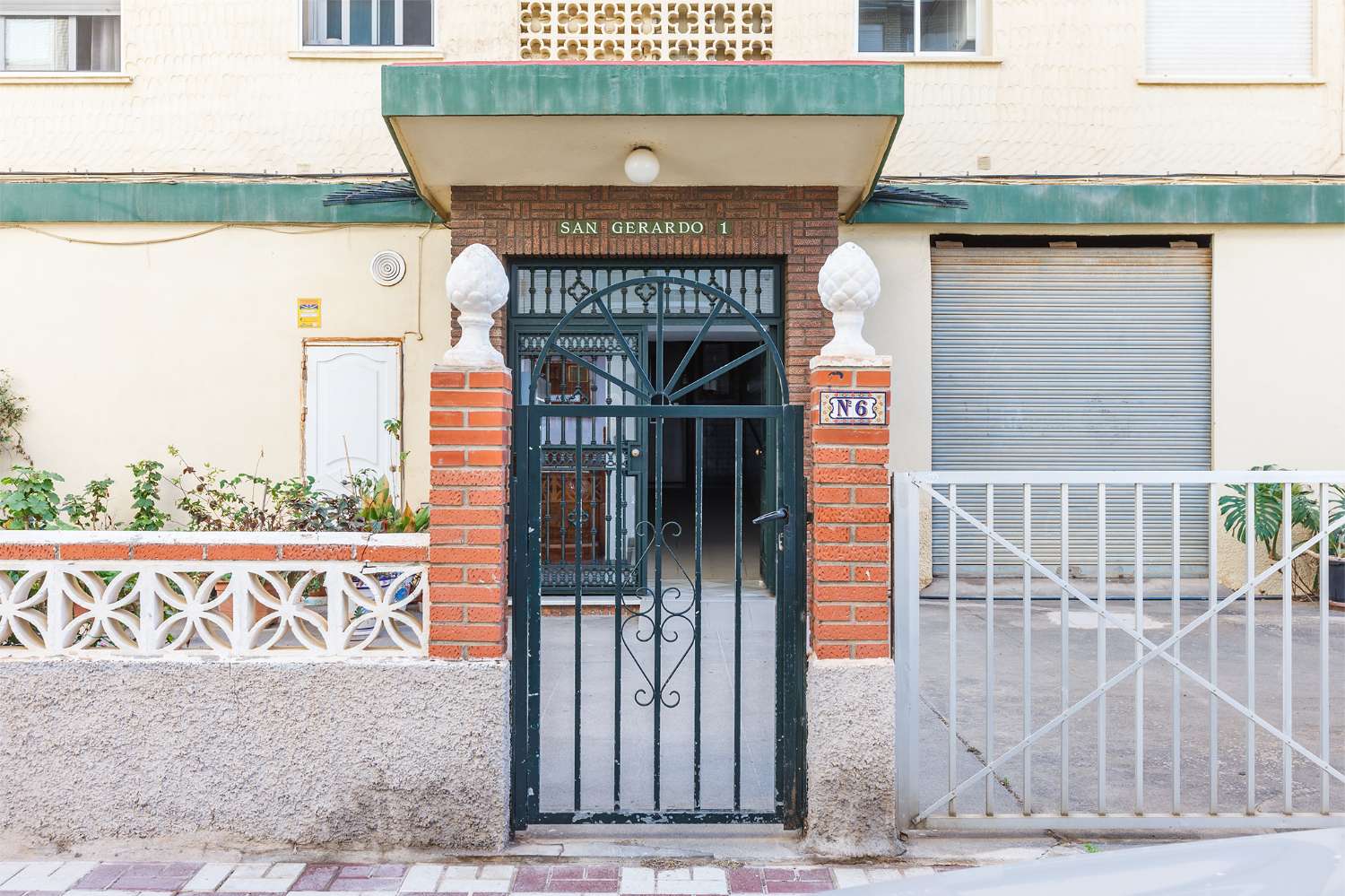 Two bedroom apartment on the beachfront in the center of Torre del Mar