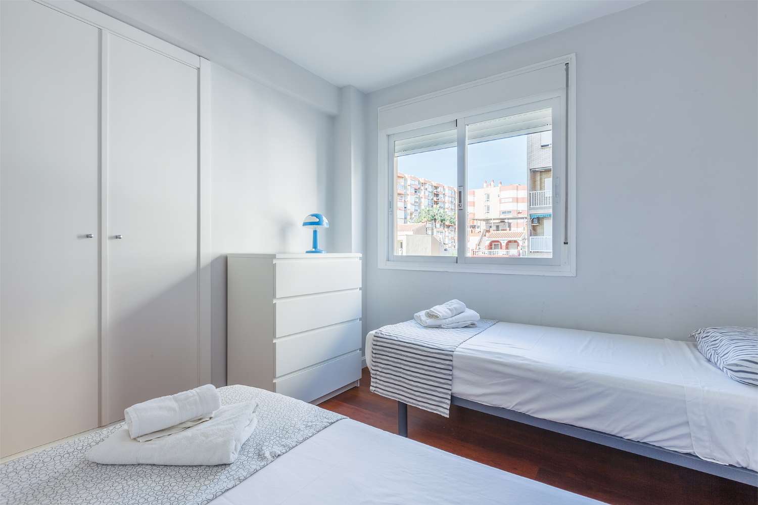 Appartement de deux chambres en bord de mer dans le centre de Torre del Mar