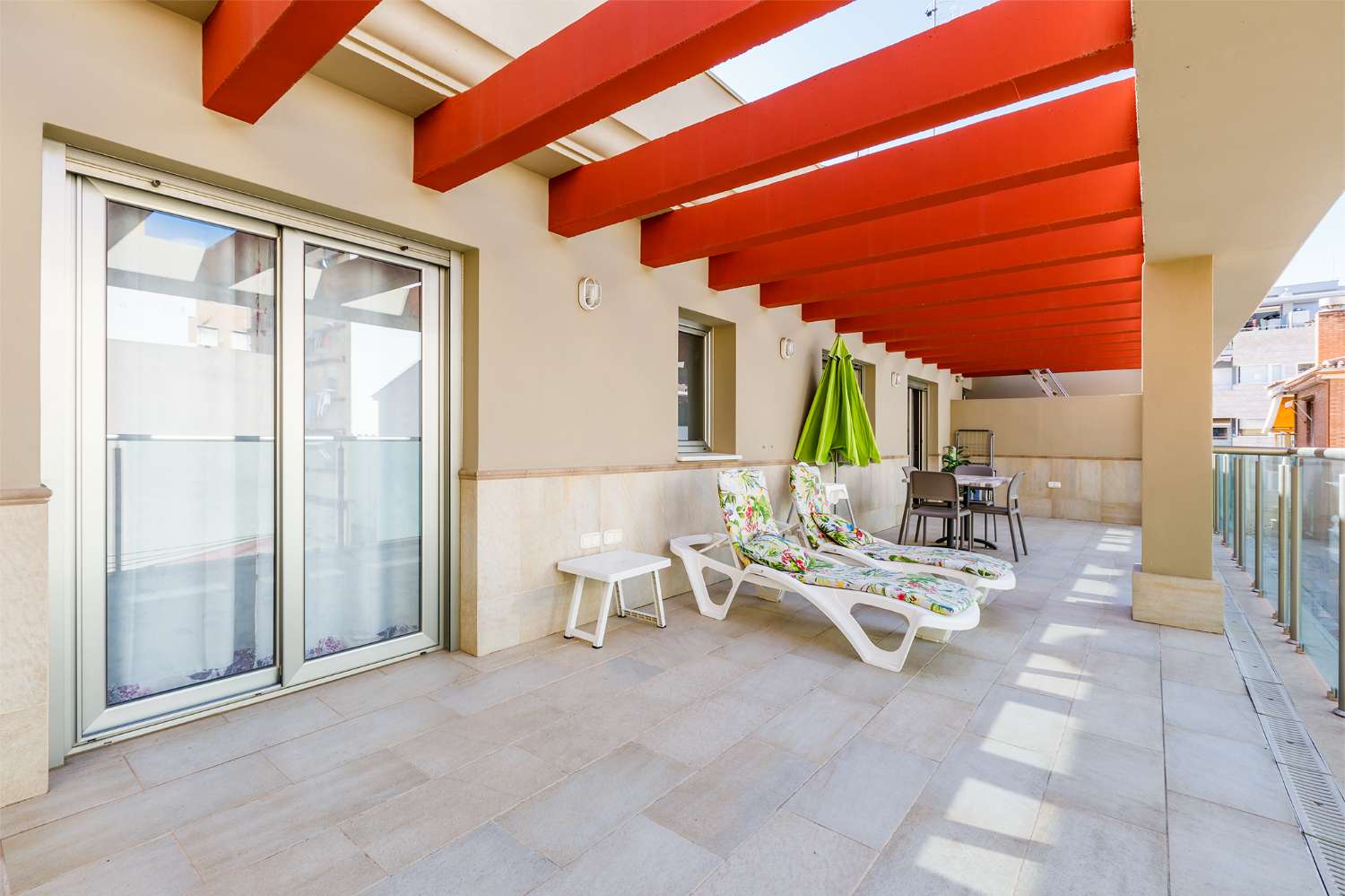 Apartment with large terrace in the center of Torre del Mar, two bedrooms, two bathrooms