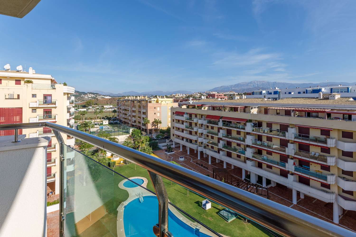 Apartment mit zwei Schlafzimmern Torre del Mar, neuer Bereich, Klimaanlage und Pool