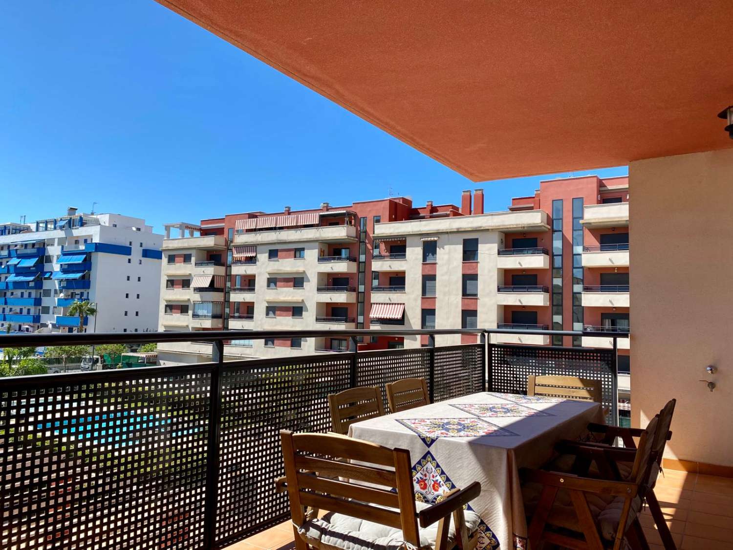 Apartamento con piscina zona nueva Torre del Mar